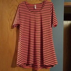 LuLaRoe L perfect T, coral and heather gray